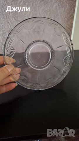 Сервиз десертен /цветно стъкло, снимка 3 - Прибори за хранене, готвене и сервиране - 52381533