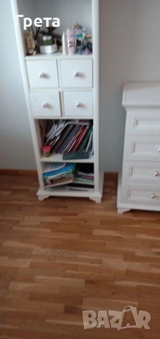 шкаф, снимка 2 - Шкафове - 52940673