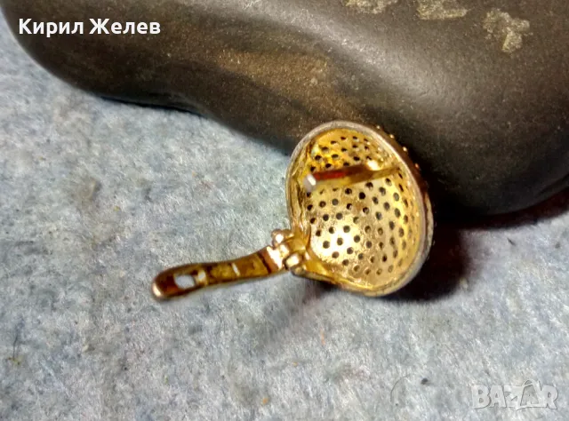 СКЪПОЦЕННА ПОЗЛАТЕНА РЕТРО АРТ СТИЛ ОБЕЦА с ФАСЕТИРАН СИН и БЯЛ ЦИРКОН КАМЪЧЕТА 39812, снимка 4 - Обеци - 48161192