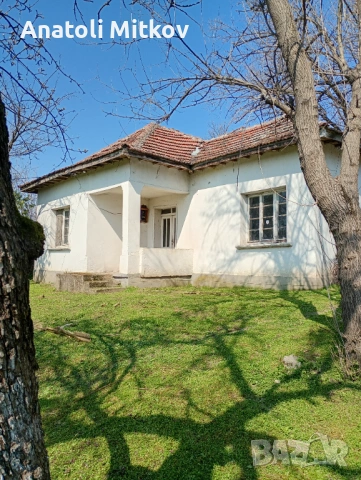 Продаваме къща, снимка 3 - Къщи - 53981925