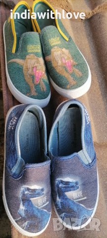 Гуменки с динозаври от Джурасик свят, снимка 1