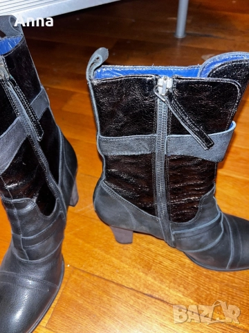 Боти на Boss, снимка 3 - Дамски боти - 52518211