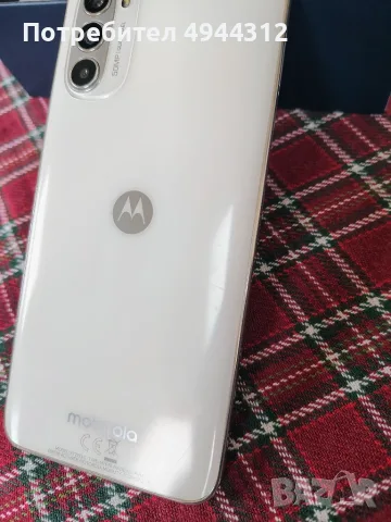Motorola Moto G52, 128GB, Porcelain White, Отлично състояние, снимка 3 - Motorola - 56007345