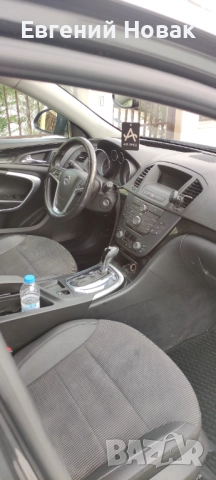 Продавам Опел Инсигния 2011 с автоматична скоростна кутия., снимка 8 - Автомобили и джипове - 52973150