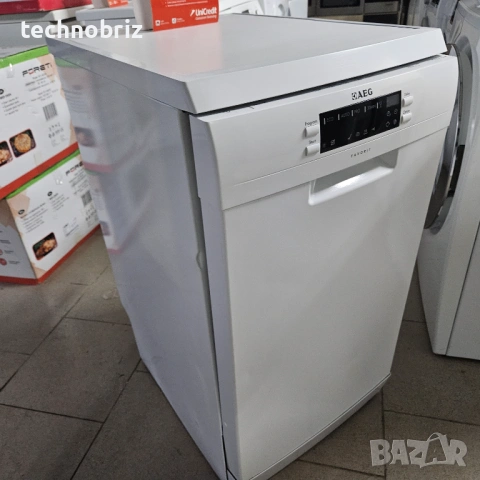 Немска свободностояща съдомиялна AEG Favorit, снимка 2 - Съдомиялни - 53178004