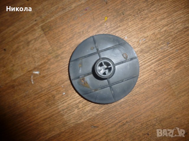 Капачка-(врътка) резервна гума Рено МЕГАН 2, снимка 2 - Части - 36863324