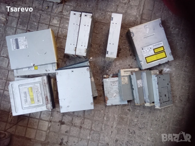 Продавам електронна скап