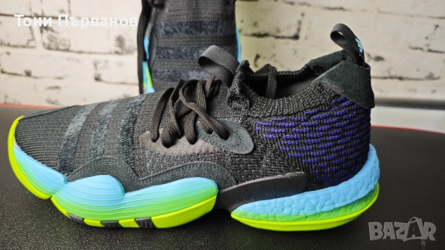маратонки Адидас голям номер - uk12 