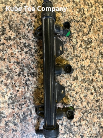 Бензинова рейка + дюзите за Volkswagen Polo Hatchback IV (10.2001 - 12.2005) 1.2 12V, 64 к.с.