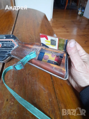 Стар детски метален автомат, снимка 5 - Други ценни предмети - 53963736