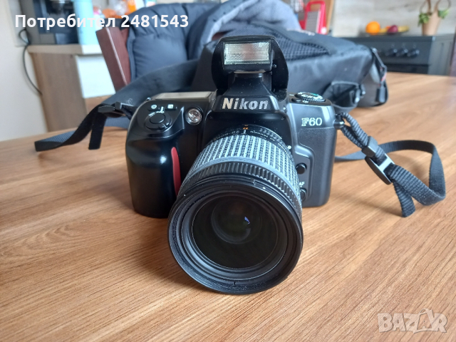 Nikon F60 + Nikon AF Nikkor 28-80 / 1:3.5-5.6D, снимка 1 - Фотоапарати - 44709535