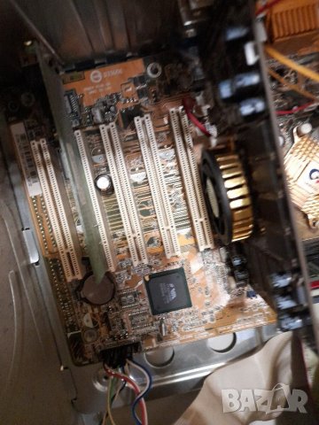 ретро компютър , снимка 10 - За дома - 39330453