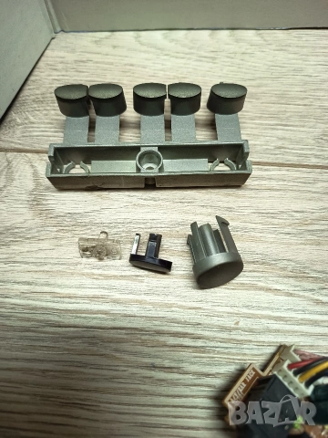 Части за телевизор Samsung CW-533CWG, снимка 10 - Части и Платки - 53908704