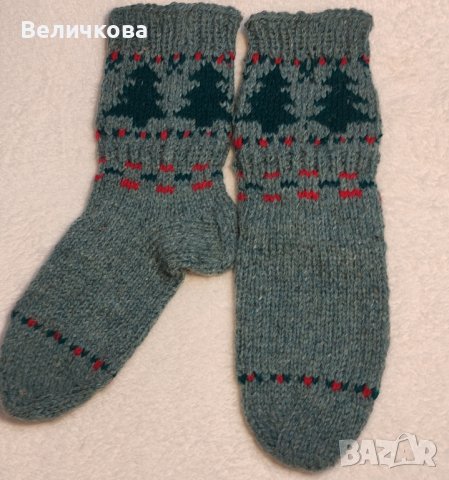 Ръчно плетени вълнени чорапи и терлици/търлъци; коледни чорапи с елхички, снимка 3 - Ръчно изработени сувенири - 42677215