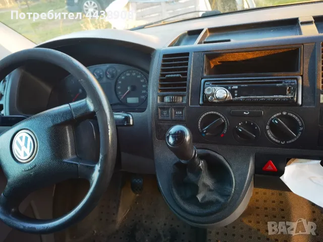 VW T5, снимка 8 - Бусове и автобуси - 49811628