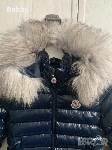 Зимно яке Moncler 9-10 години, снимка 2 - Детски якета и елеци - 44714439