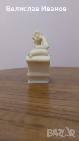 Склуптура от лят мрамор Венера Виктрикс, снимка 2 - Антикварни и старинни предмети - 44355673