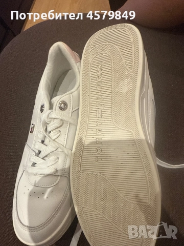 Маратонки TOMMY HILFIGER 38 номер, снимка 6 - Дамски ежедневни обувки - 51541229