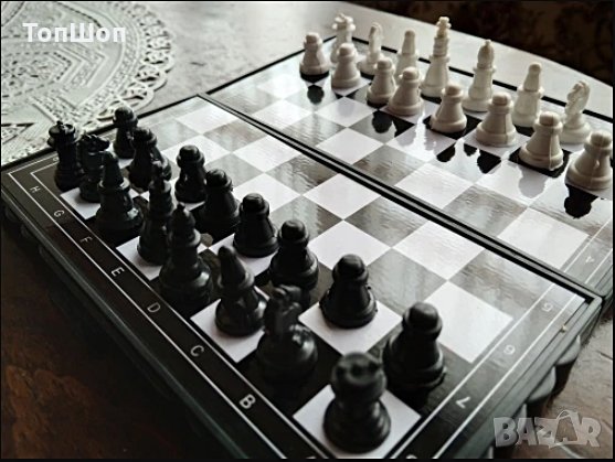 Малък магнитен шах - Нов, снимка 4 - Шах и табла - 31428531
