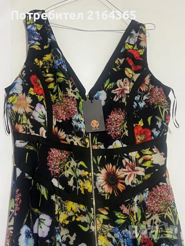 Оригинална рокля на Roberto Cavalli, снимка 5 - Рокли - 53937830