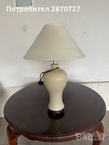 керамична настолна лампа 