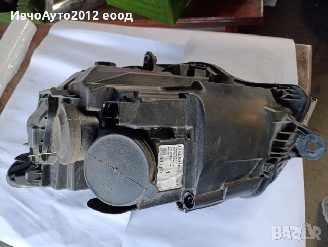 фар десен оригинален VW Transporter T6 Facelift , снимка 7 - Части - 54224193