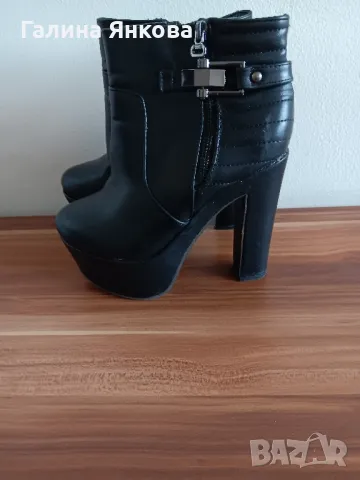 Дамски боти , снимка 1