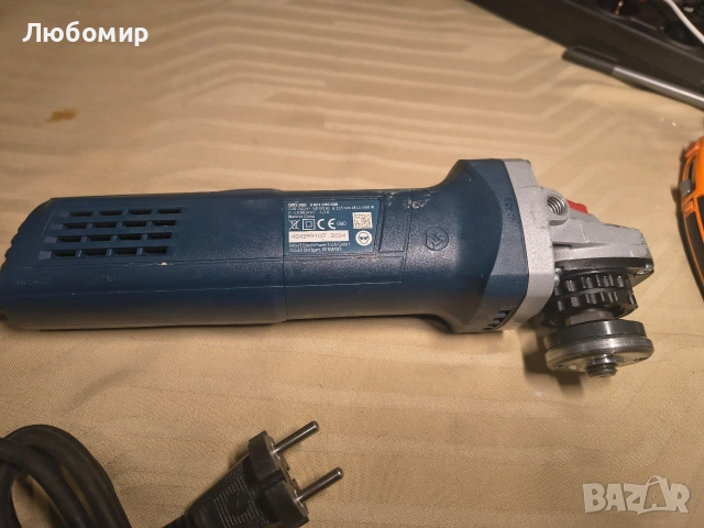 Професионален ъглошлайф Bosch GWS 880 (880 вата, диаметър на диска: 125 мм, обороти на празен , снимка 2 - Други инструменти - 53261085