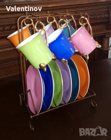 Старинен порцеланов сервиз за кафе 