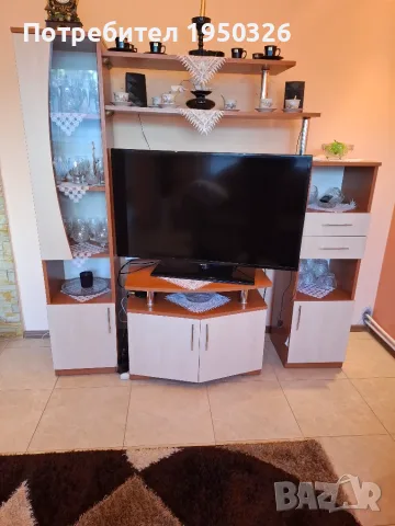 Секция с витрина