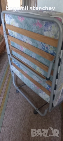 Сгъваемо легло с матрак, снимка 2 - Спални и легла - 51536070