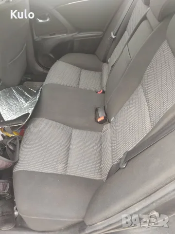 Toyota avensis  1.8 benzin 
