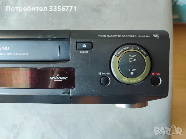 Продавам видео Sony SLV-E705 HIFI STEREO VHS, снимка 2 - Плейъри, домашно кино, прожектори - 54341585