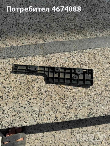 Лява пласт маса от вътре на праг ляв на Audi Ауди A8 H4 D4 само за 20лв. 4h4863751