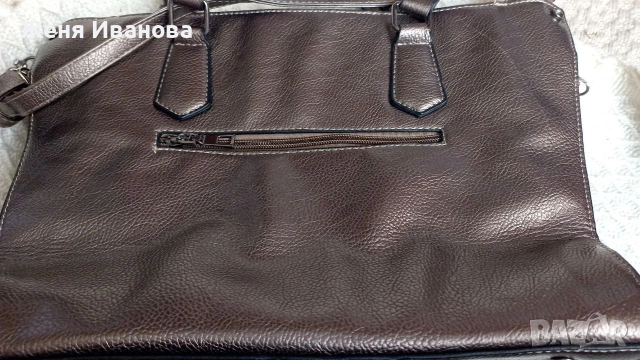 Дамска чанта, снимка 5 - Чанти - 54357759