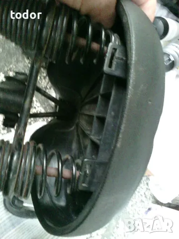 продавам 3бр.велоседалки и 3бр.бутилки за вода, снимка 9 - Части за велосипеди - 47990400