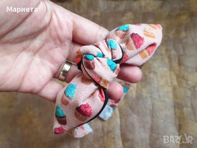 Диадема в розово с кексчета Сладка диадема Ръчна Изработка Диадема с мъфини Диадема с панделка , снимка 5 - Аксесоари за коса - 36723053