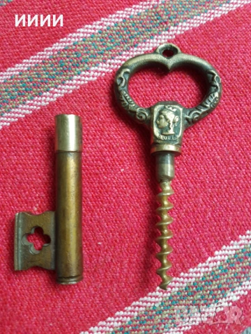 Бронзов тирбушон ключ , снимка 2 - Антикварни и старинни предмети - 53889870