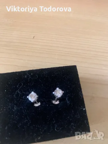 Нови зл. обеци с диаманти -0,50к-СПЕШНО--НА ПОЛОВИН ЦЕНА-ДО КОЛЕДА, снимка 3 - Обеци - 47129049