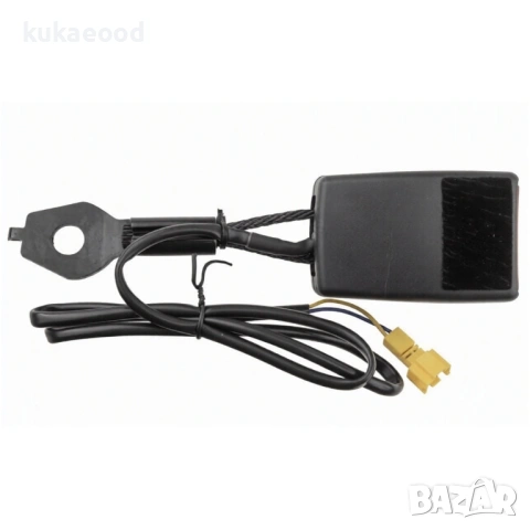 Гнездо за предпазен колан за Mercedes GLK-Class X204, снимка 3 - Части - 54062211