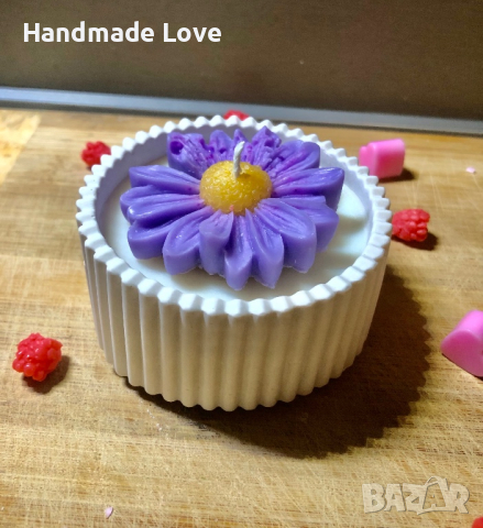 Соева свещ „Handmade love”🩷💙  , снимка 2 - Декорация за дома - 44588935