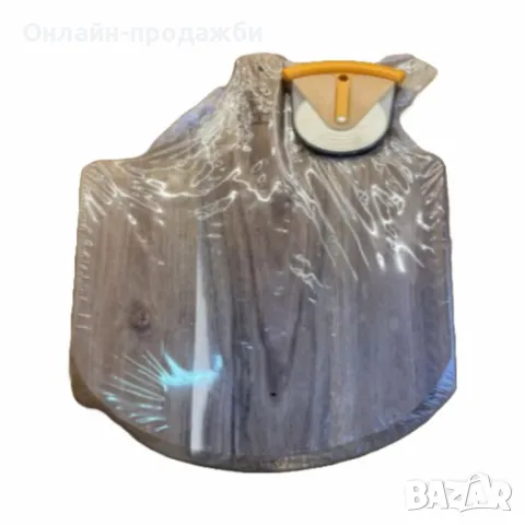 Дървена дъска за пица с уред за лесно рязане, снимка 1