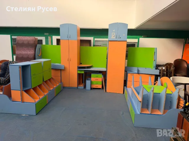 210865  детска стая легло  190/85 см + двукрилен детски MDF МДФ гардероб цена 344 евро  -235см висок, снимка 4 - Спални и легла - 55747167