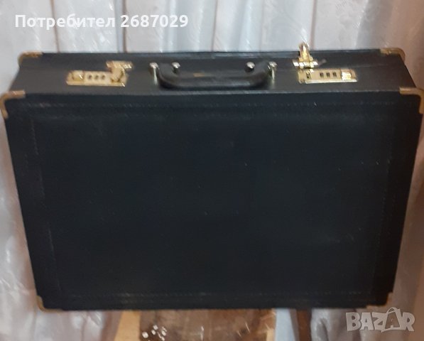 Куфари: куфарче с шифър, amiet suitcase Стара чанта, голям грамаден куфар, цвят бургунди, снимка 3 - Други - 37039584