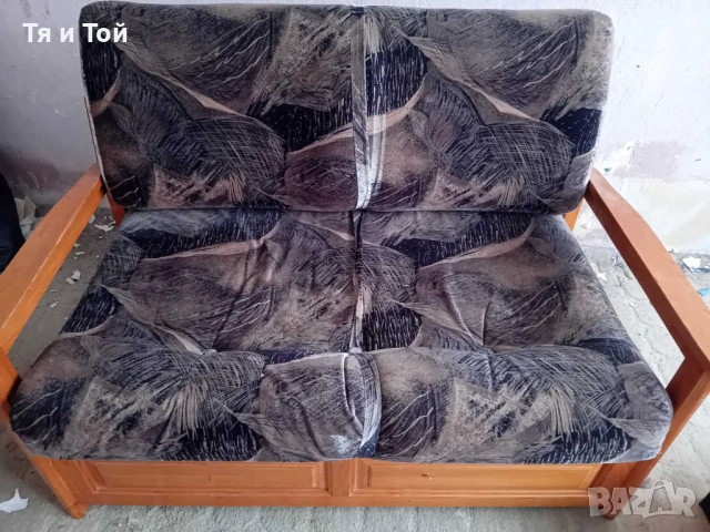 Подарявам Тоалетка с огледало и диванче, снимка 4 - Тоалетки - 54086119