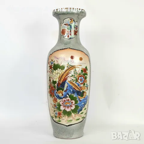 Старинна азиатска ваза 