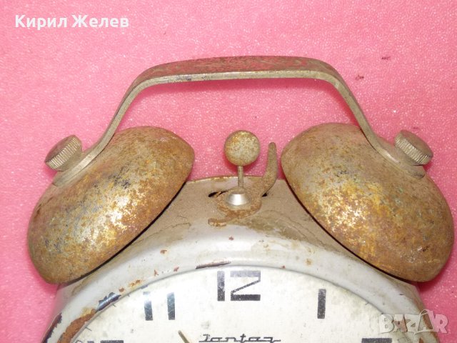 JANTAR MADE in USSR Стар РУСКИ БУДИЛНИК МЕХАНИЧЕН НАСТОЛЕН ЧАСОВНИК ЯНТАР СССР 43673, снимка 11 - Антикварни и старинни предмети - 44463943