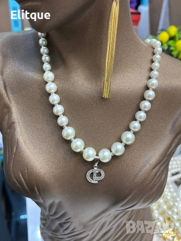 колие с перли и стоманена висулка ysl saint laurent Gucci chanel prada, снимка 2 - Колиета, медальони, синджири - 53359740