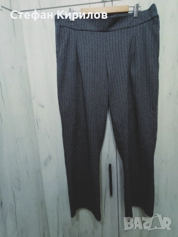 Дамски панталон с широк крачол 