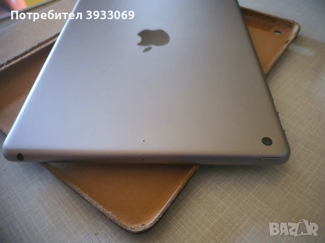 Apple iPad 6 WiFi 32GB 9.7 Model A1893, снимка 11 - Таблети - 54015759